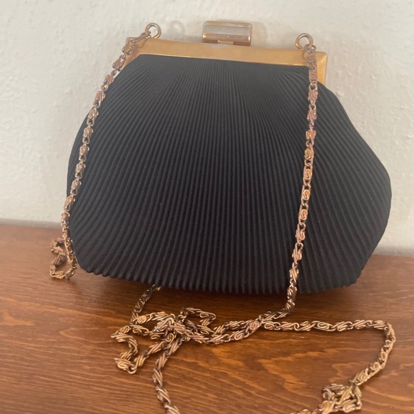 Carla Marchi Vintage Pleated/Crinkle Evening Bag Black gold tone Byzantine Chain - Picture 3 of 9